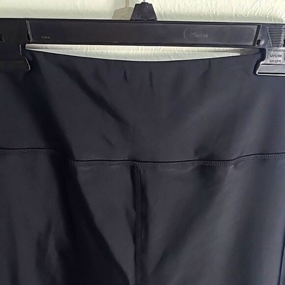 Black Thigh Shaper Shorts, Side Pockets, Size XXXL, NWT - Picture 2 of 9